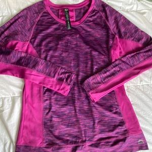 Long sleeve activewear cute and comfy!!